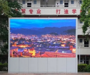 广州户外LED显示屏使用应该注意哪些事项